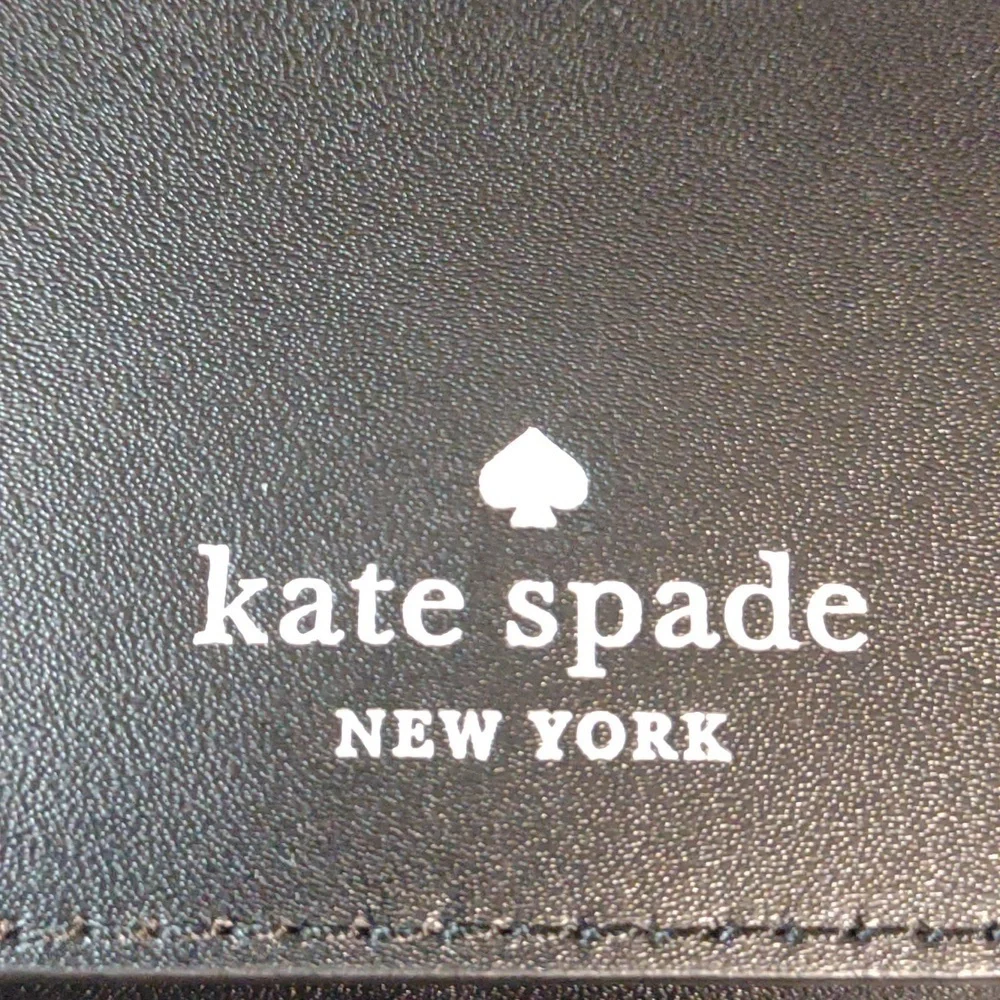 ❤️ Relisted Kate Spade Frosty Penguin Chain Strap Purse - Picture 12 of 15